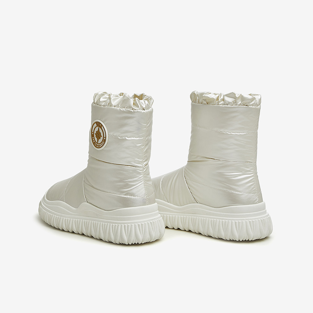 tata加厚防滑中筒女靴2022雪地靴 他她Tata时尚雪地靴