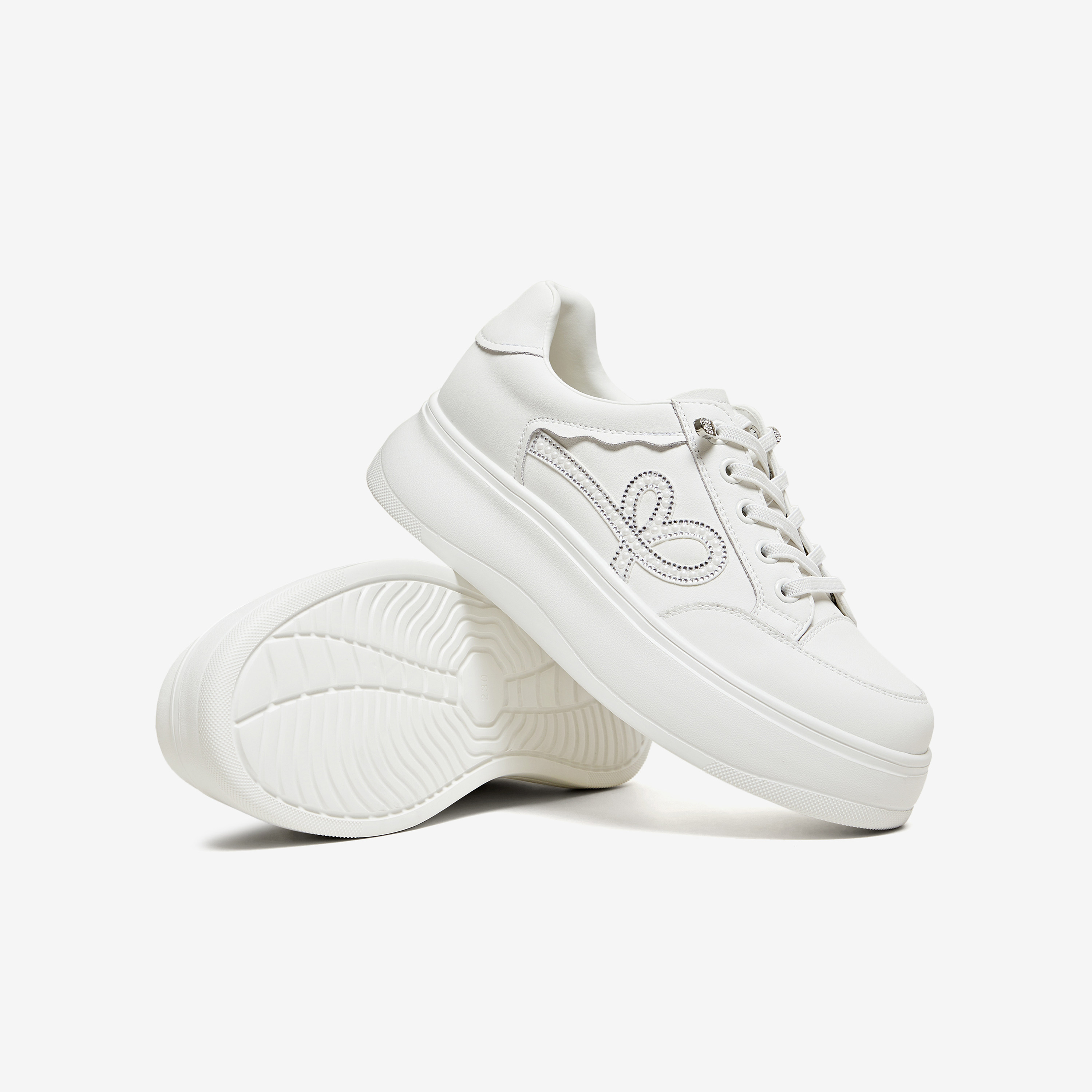 TATA他她女鞋2026春季新款小皮鞋时尚休闲鞋厚底百搭板鞋WJN30AM6,淘宝优惠券,粉丝福利购,淘宝优惠卷