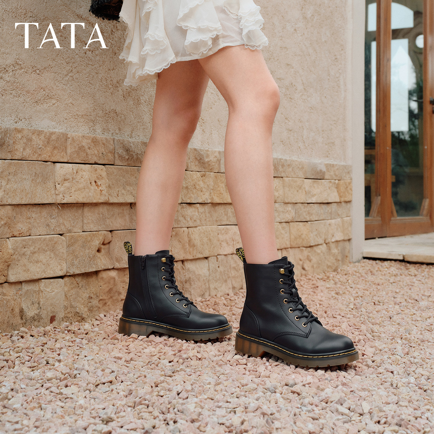 Tata他她厚底马丁靴经典英伦风复古短靴