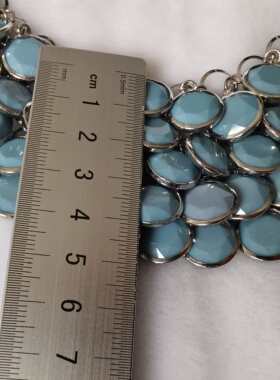 青岛外贸饰品潮流时尚亚克力多坠组合夸张大款项链