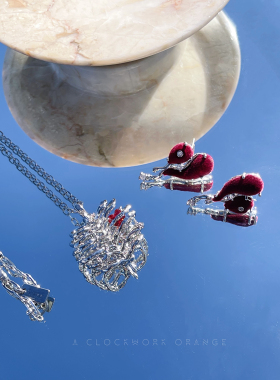 暗黑立体骨骼红锆石爱心项链女