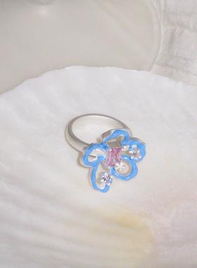手作蓝色系串珠戒指蝴蝶结花花女
