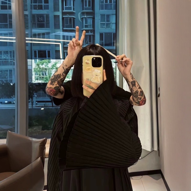 2025升级款王里发围布高档理发围布加大不沾发定制logo美发店剪发,淘宝优惠券,粉丝福利购,淘宝优惠卷