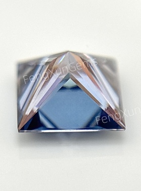 正方直角宝蓝色莫桑钻公主方裸石 过钻笔有腰码 18K首饰主石镶嵌