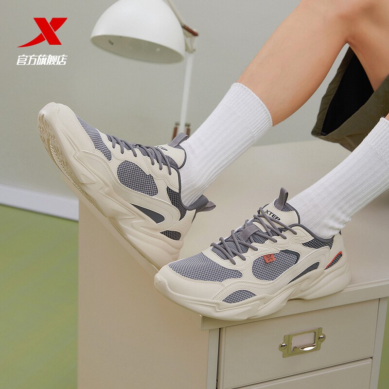 特步流年运动鞋男款春季新款男鞋 特步板鞋/休闲鞋