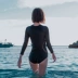 Áo tắm nữ 2019 mẫu mới bùng nổ chuyên nghiệp áo tắm dài tay liền kề bụng giảm béo bảo thủ áo tắm thể thao chống nắng - Bộ đồ bơi One Piece