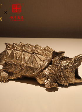 铁拳匠造 秋坞居联合出品 青铜精工 大鳄龟 手把件