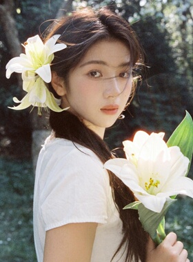 氛围感百合花朵抓夹发夹