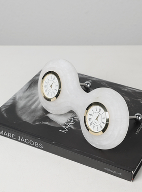 轻奢高档金属大理石时钟摆件样板间客厅卧室玄关创意白色云石台钟