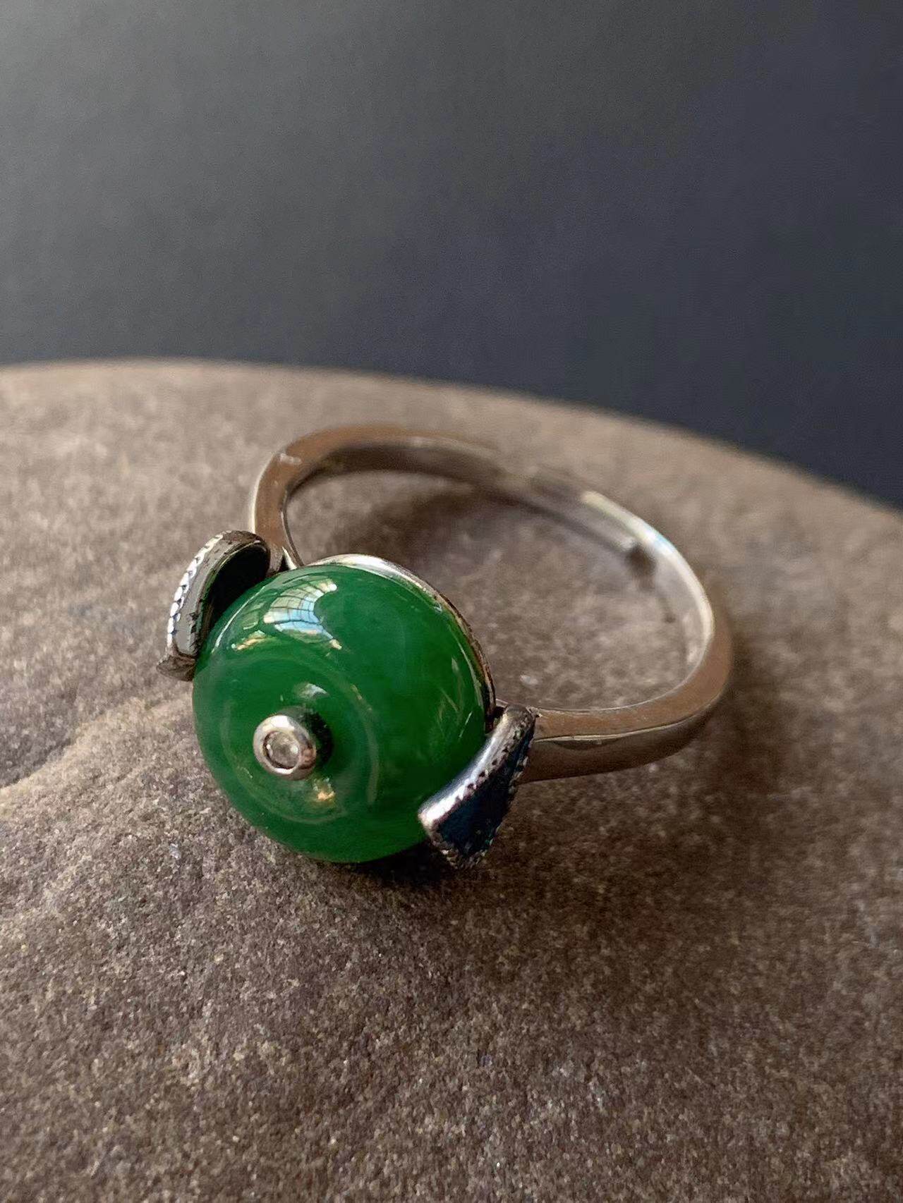 Natural Hetian jade jasper ring for women s925 silver inlaid safety buckle live ring ring adjustable ring for girlfriend
