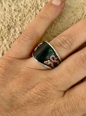 新款饰品绿色复古时尚小众个性朋克风雕刻花纹戒指流行饰品