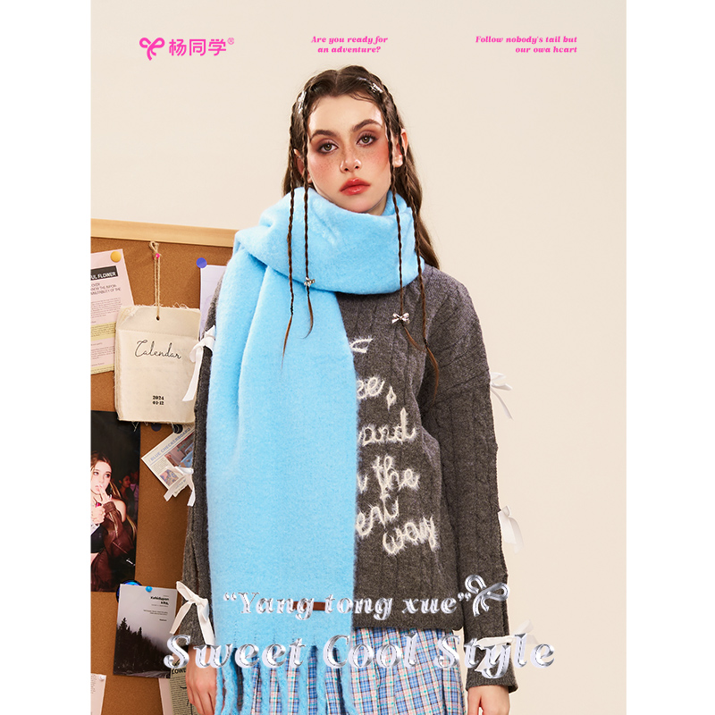 【杨同学】羊绒围巾女秋冬2025新款加厚长款披肩护颈蓝色保暖围脖 - 图1