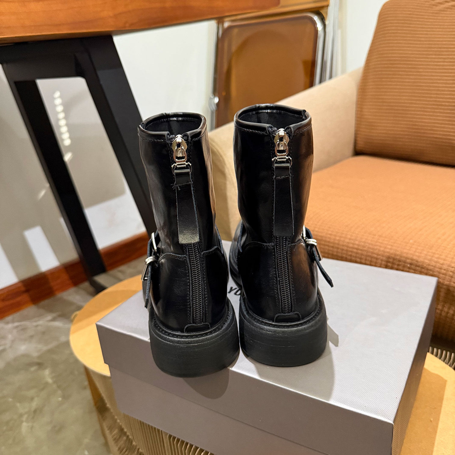 马丁靴女2025秋季新款988-5英伦风真皮拉链短靴巨好看的机车单靴,淘宝优惠券,粉丝福利购,淘宝优惠卷