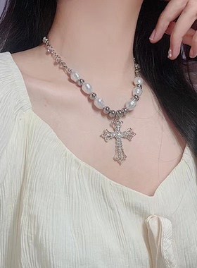 欧美ins十字架珍珠项链短款吊坠配饰嘻哈百搭蹦迪男女潮个性复古