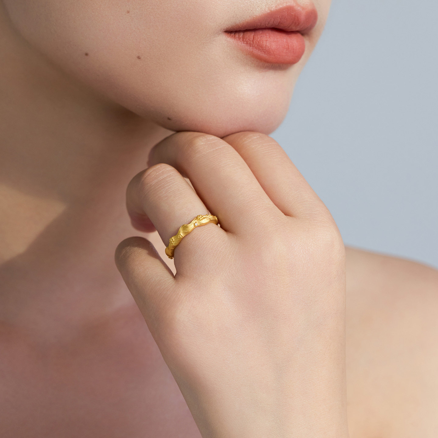 Honey Gold Jewelry Gold Ring Pure Gold Ancient Method Collection Series Star Flower in the Waves HGH1758