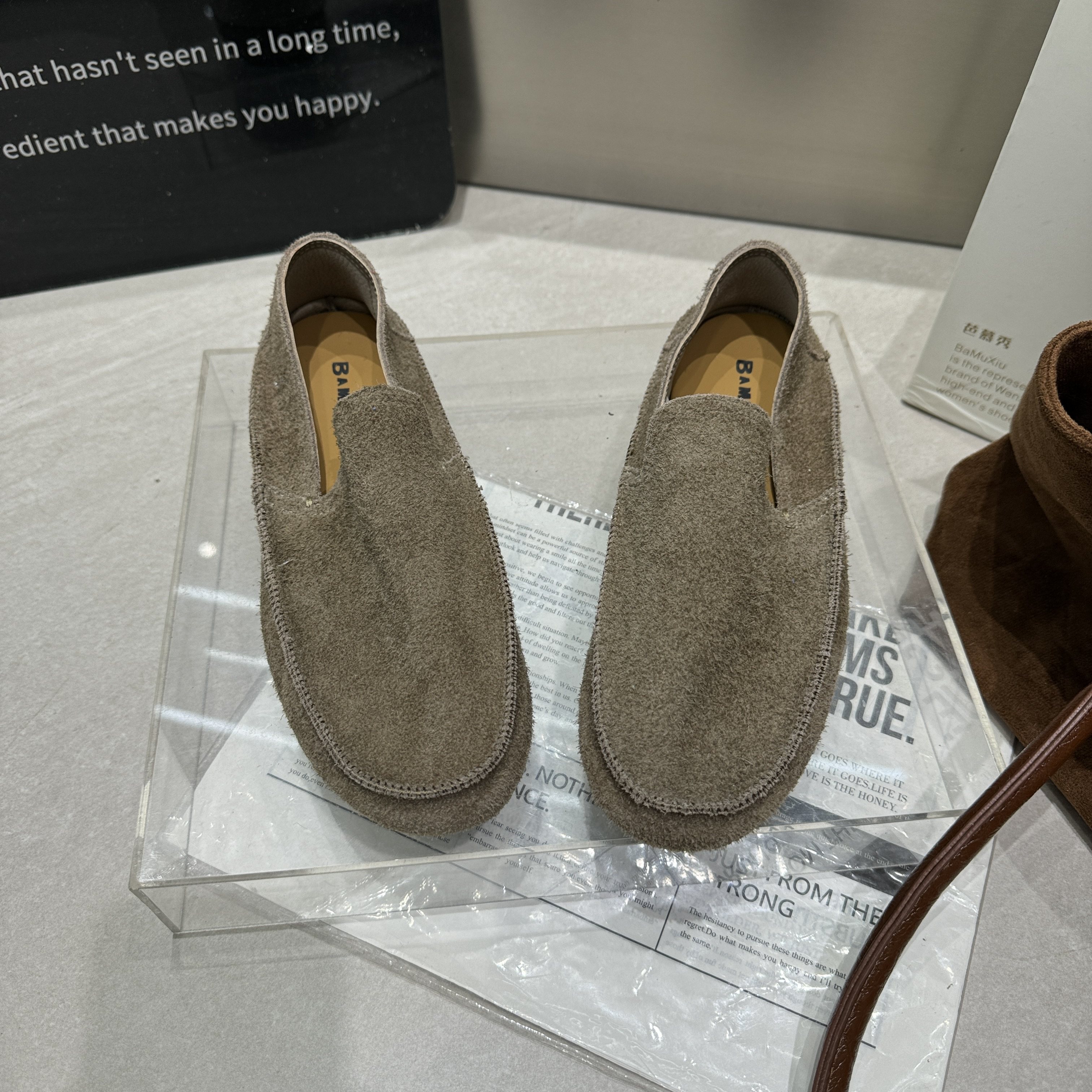 芭慕秀2026春季新款真皮纯皮平底百搭休闲女鞋勃肯鞋单鞋乐福鞋潮,淘宝优惠券,粉丝福利购,淘宝优惠卷