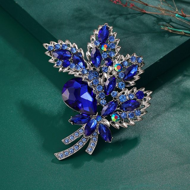 Fresh Alloy Women's Flower Brooch Pin