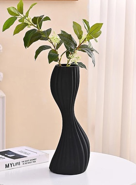 北欧仿陶瓷花瓶轻奢高级感插花器