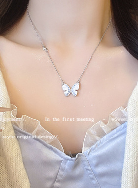 蓝色水晶蝴蝶项链气质轻奢高级感女精致设计感锁骨链手链戒指耳环