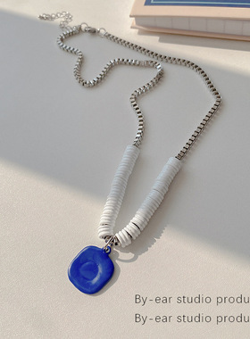 甜酷风克莱因蓝吊牌钛钢项链女烤几何吊坠小众设计网红新款毛衣链