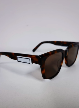 DB23-S1I男士长方形太阳镜