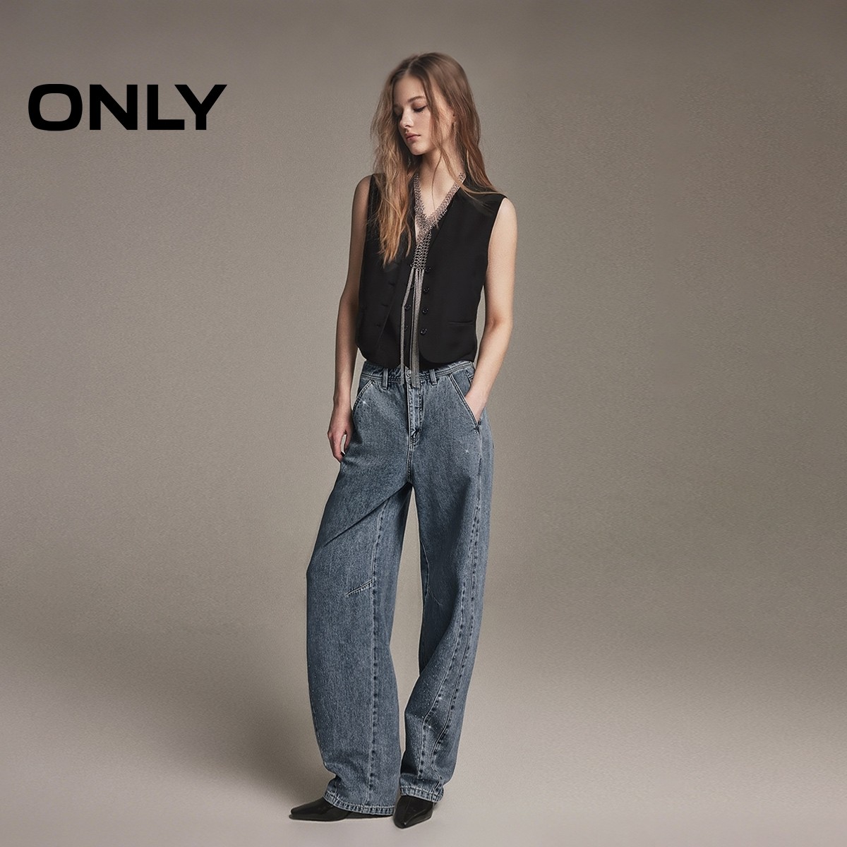 ONLY2026春季新款艺术感吸睛烫钻立体剪裁香蕉弯刀气球阔腿牛仔裤,淘宝优惠券,粉丝福利购,淘宝优惠卷