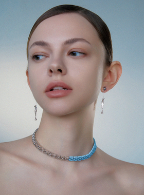 VSCH无限空间颈链女生轻奢小众高级感百搭锁骨链