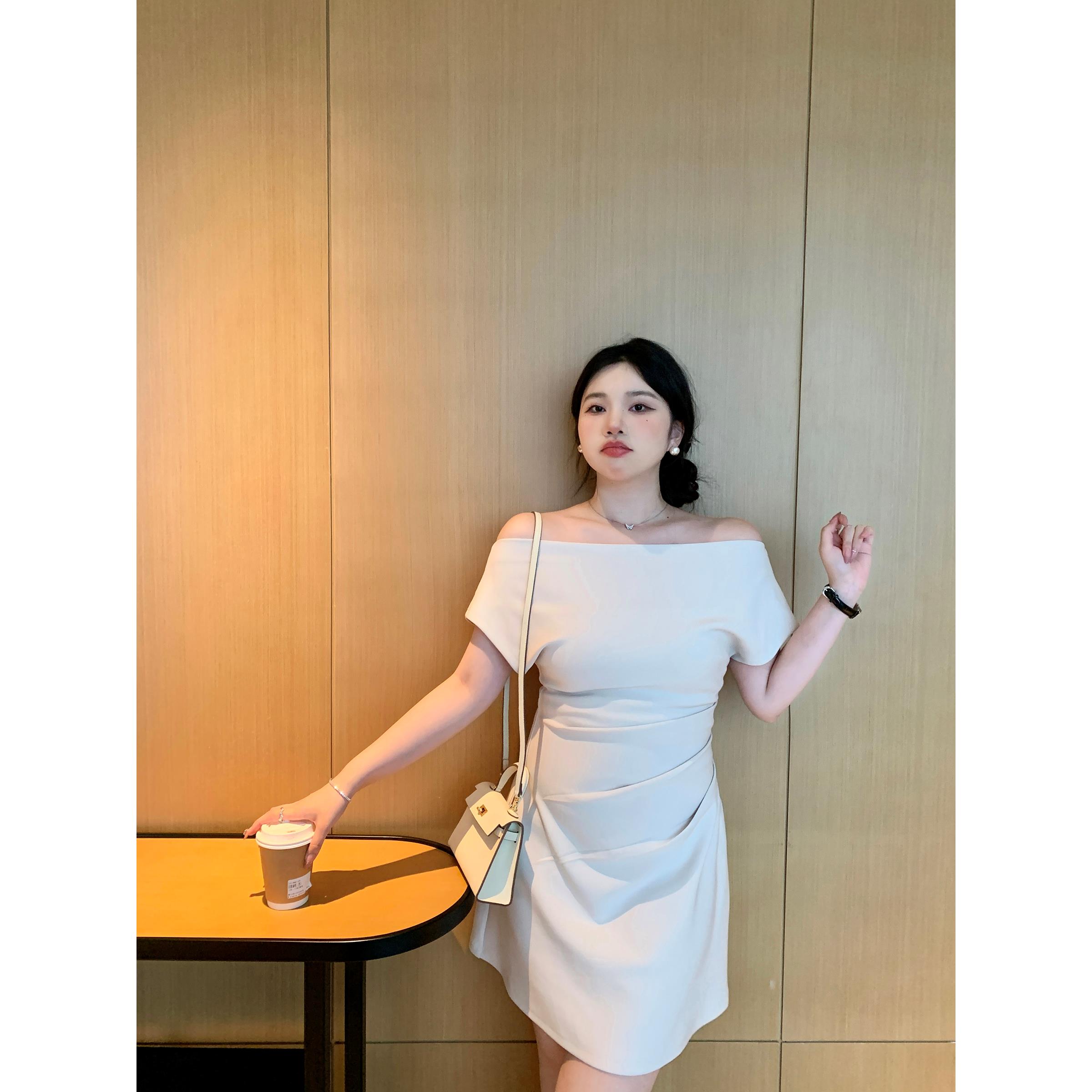 M5T6微胖定制 极简雕塑感/多穿法可露肩气质显瘦收腰大码连衣裙 - 图1