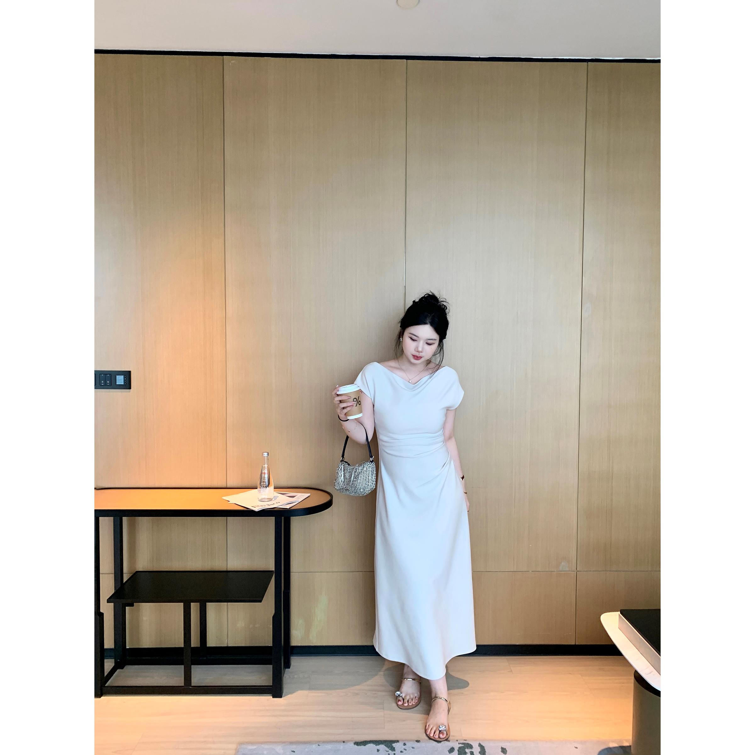 M5T6微胖定制 极简雕塑感/多穿法可露肩气质显瘦收腰大码连衣裙 - 图3