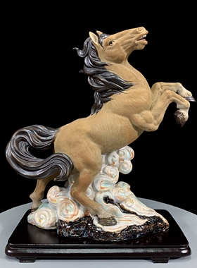 马到成功陶瓷办公室摆件高端送礼