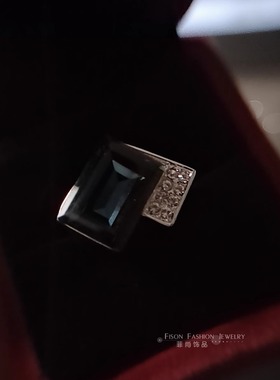 欧美方形海蓝宝宝石戒指女高级感甜酷爱心形食指环酒红墨蓝色水晶