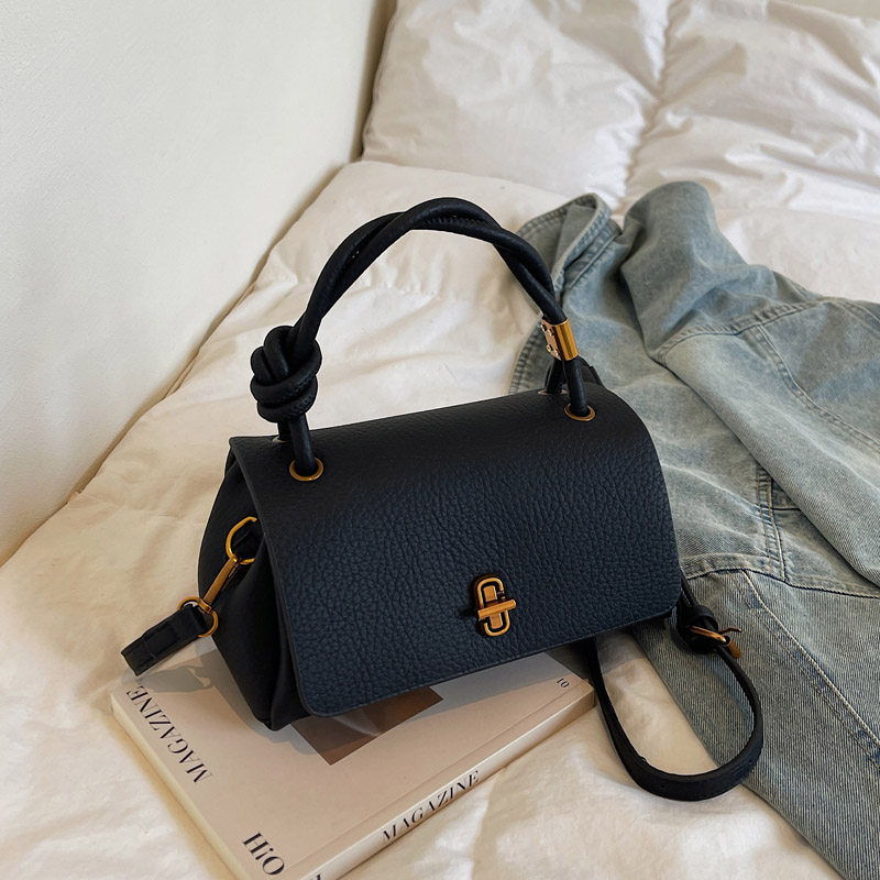 韩系小众轻奢斜挎包女包包2026新款手提复古高级感小方包百搭通勤,淘宝优惠券,粉丝福利购,淘宝优惠卷