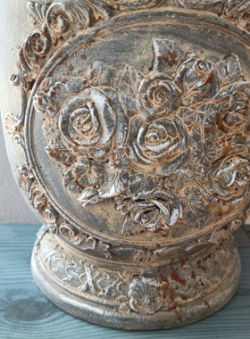 奖杯大口径浮雕花盆复古做旧欧式户外装饰别墅庭院植物器民宿摆件