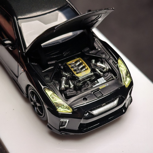 MH 1:64 NISSAN 日产GTR R35 黑色碳顶 机盖可开合金收藏汽车模型 - 图0
