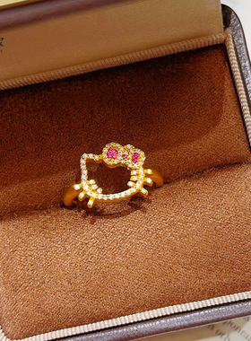 女沙金满钻镂空蝴蝶结kt猫戒指