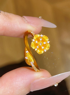 沙金点钻拉丝山茶花月影漫舞戒指