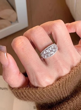 韩版新款轻奢百搭鸽子蛋戒指女开口小众高级指环椭圆镶嵌满钻手饰