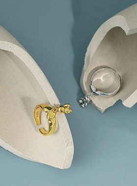 原创个性灵动可爱小熊公仔吊坠戒指女S925镀银设计感小众开口指环