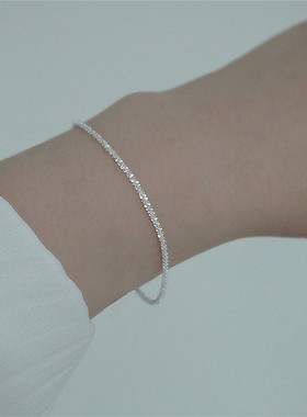 百搭气质款纯银闪光雪花手链