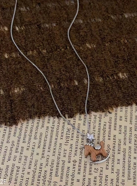 日韩小众高级感旋转木马项链女轻奢锁骨链百搭气质毛衣链2025年潮