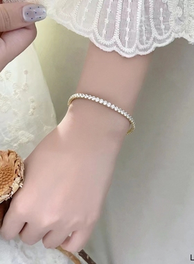 时尚个性满锆轻奢手镯女高级感小众气质手饰送闺蜜礼物2025年新款