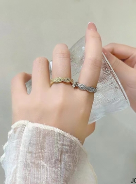 小众时尚个性戒指女冷淡风简约日常通勤高级感食指指环2025年新款