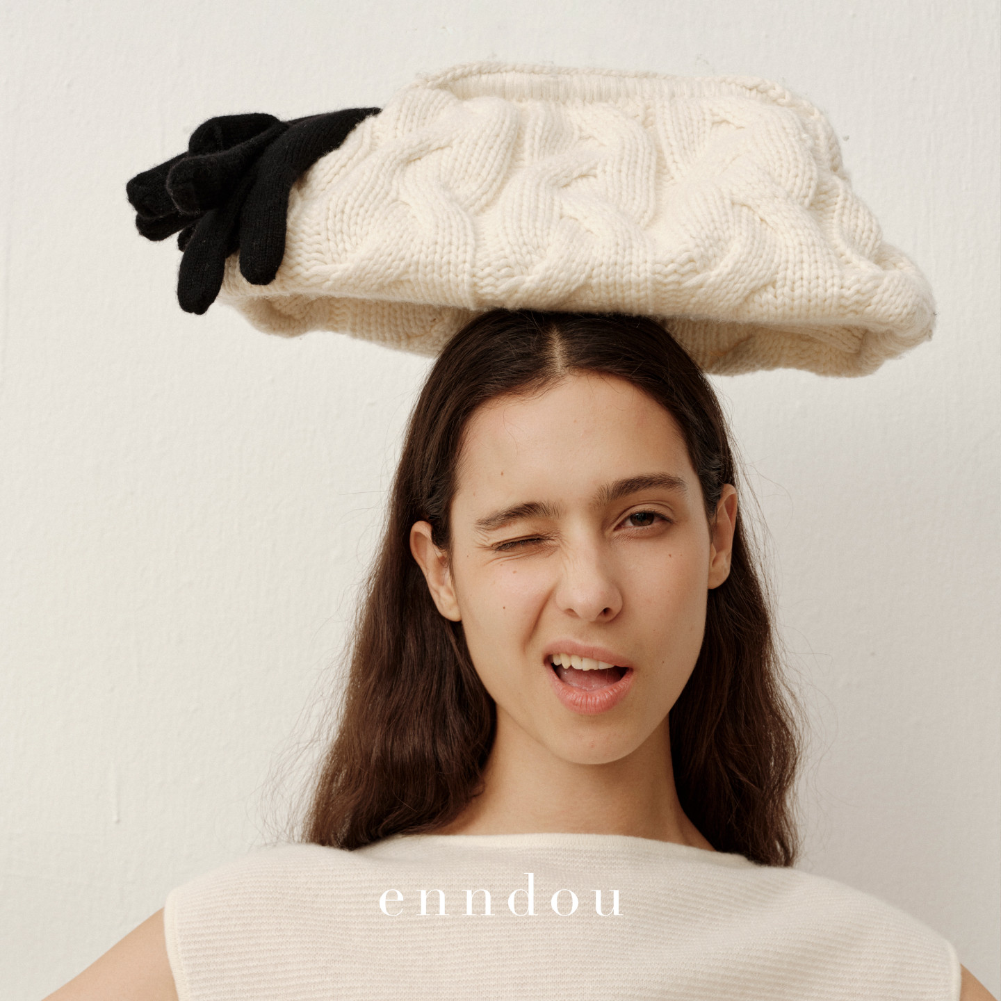 enndou  山羊绒混纺麻花云朵手提包原创设计感,淘宝优惠券,粉丝福利购,淘宝优惠卷