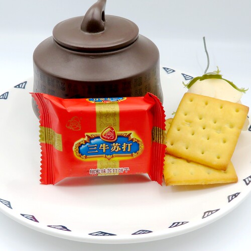 上海特产三牛椒盐苏打饼干薄脆咸味饼干独立包装每包4片多省包邮 - 图0