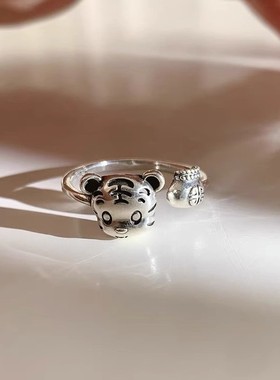 925银戒指本命年小老虎女高级时尚可爱ins潮新款个性小众虎口夺彩