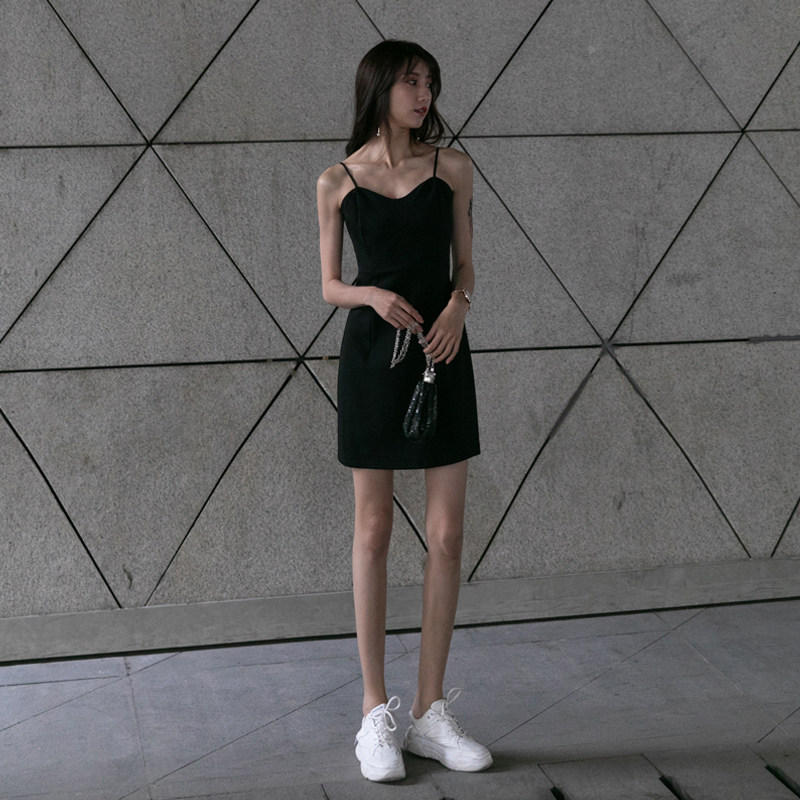 吊带连衣裙女夏季2020 乐镇连衣裙