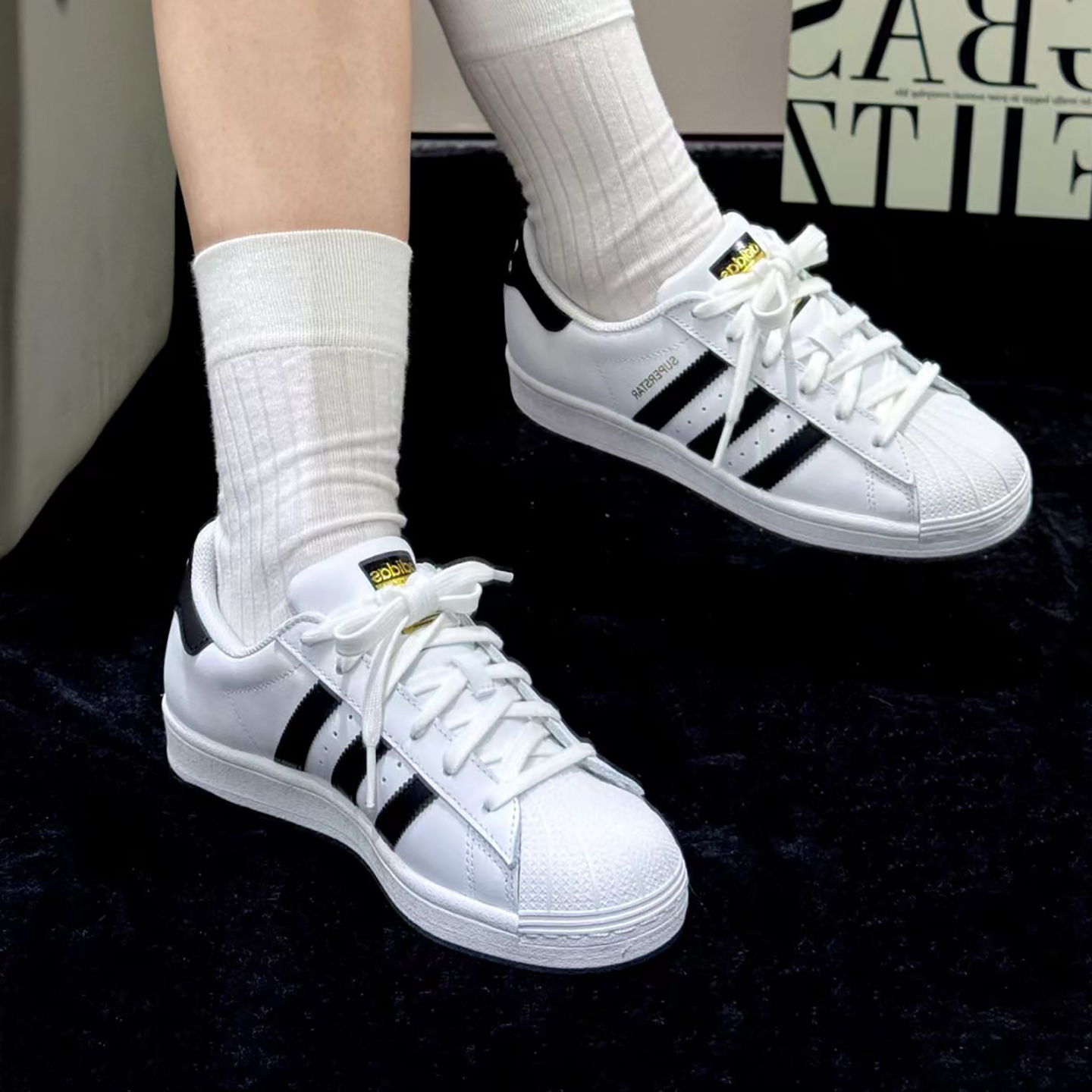 Adidas/阿迪达斯Superstar男女同款低帮贝壳头经典运动鞋EG4958 - 图1