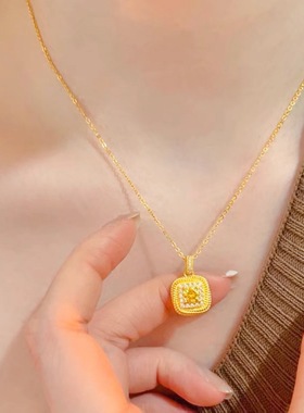 小方糖轻奢黄钻时尚百搭不掉色