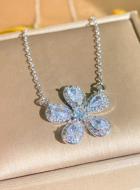 新款高级感轻奢花朵满钻锁骨链