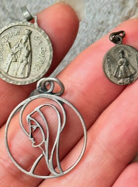 Vintage西洋古董奖章圆牌吊坠个性法国古典天使个性复古小项坠l4